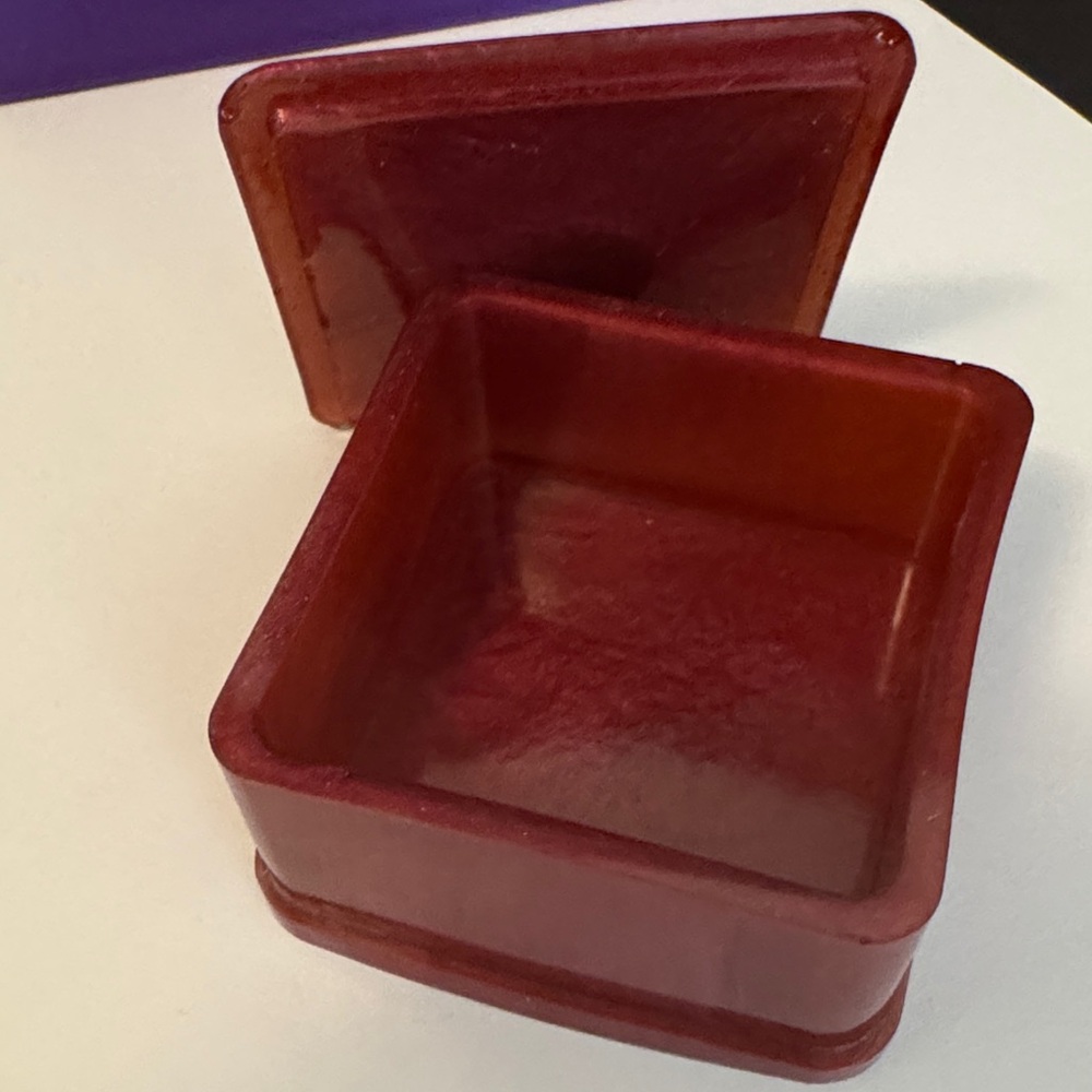 Elegant burgundy resin art Decorative Box